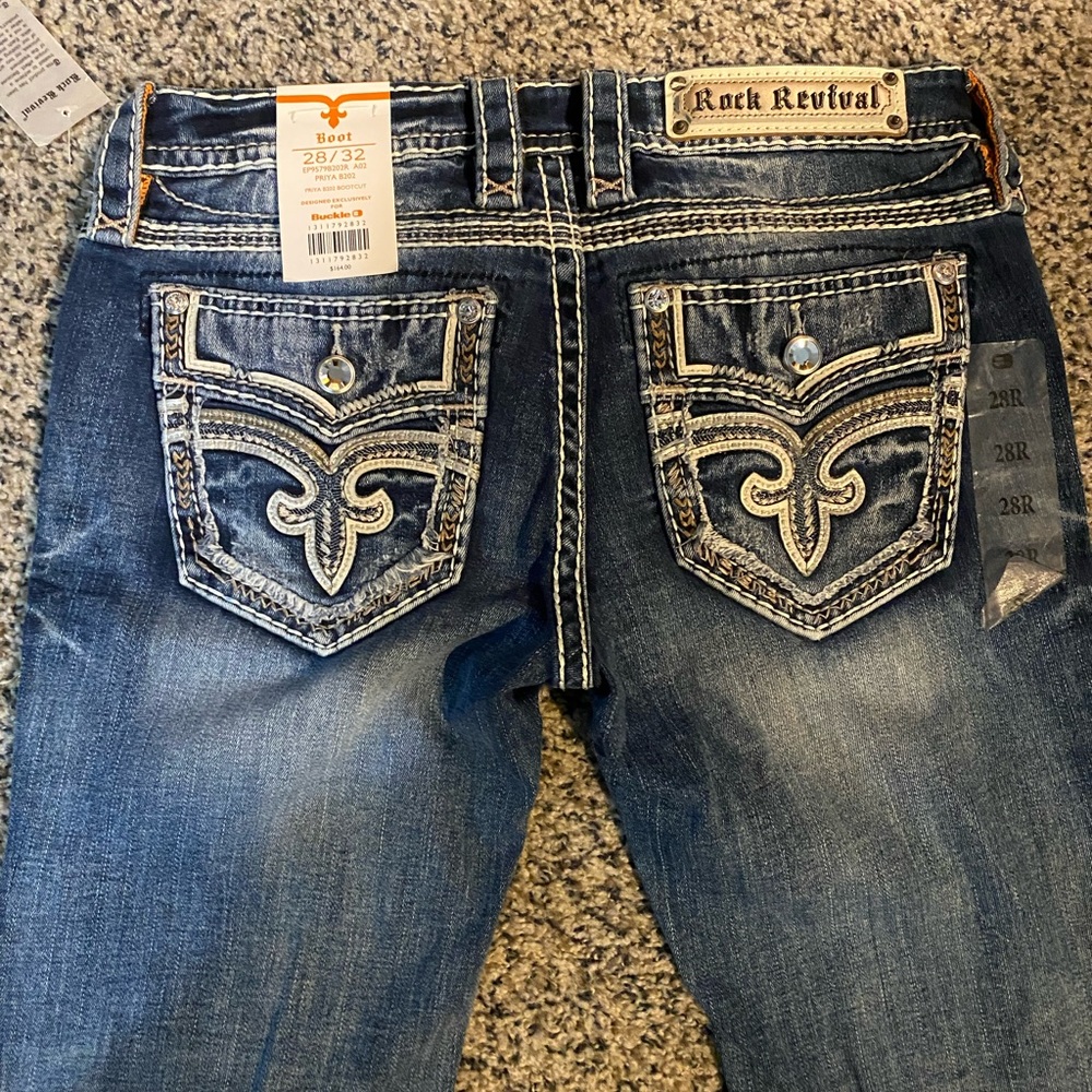 Rock revival jeans size 28/32 NWT bootcut